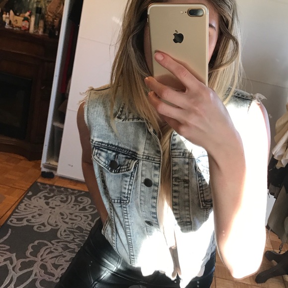 DENIM VEST - Picture 5 of 8